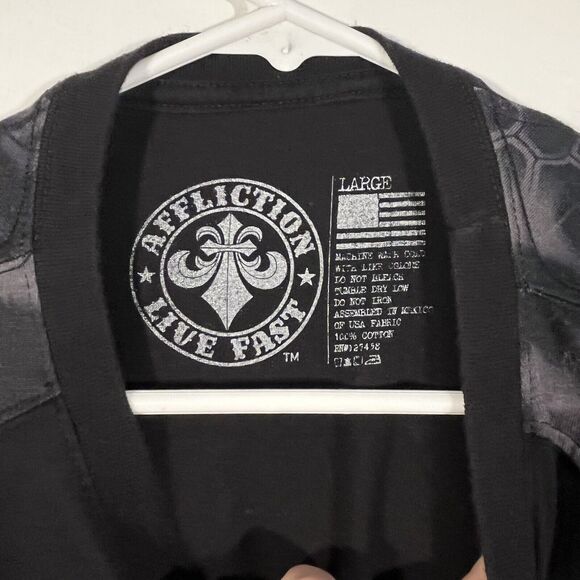 Affliction Kryptek T Shirt Size Large Big Graphic Print Black Gray Short Sleeve - Picture 6 of 11